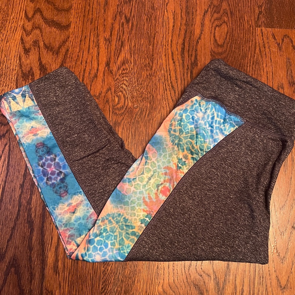 LuLaRoe Jade athletic leggings